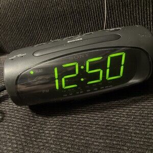 Sony ICF-C490 Dream Machine Dual Alarm FM/AM Clock Radio VNTG Battery/Electric